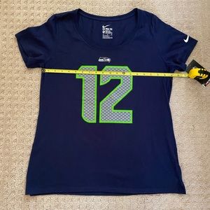 Nike Seahawks 12 Fan Shirt XL Womens